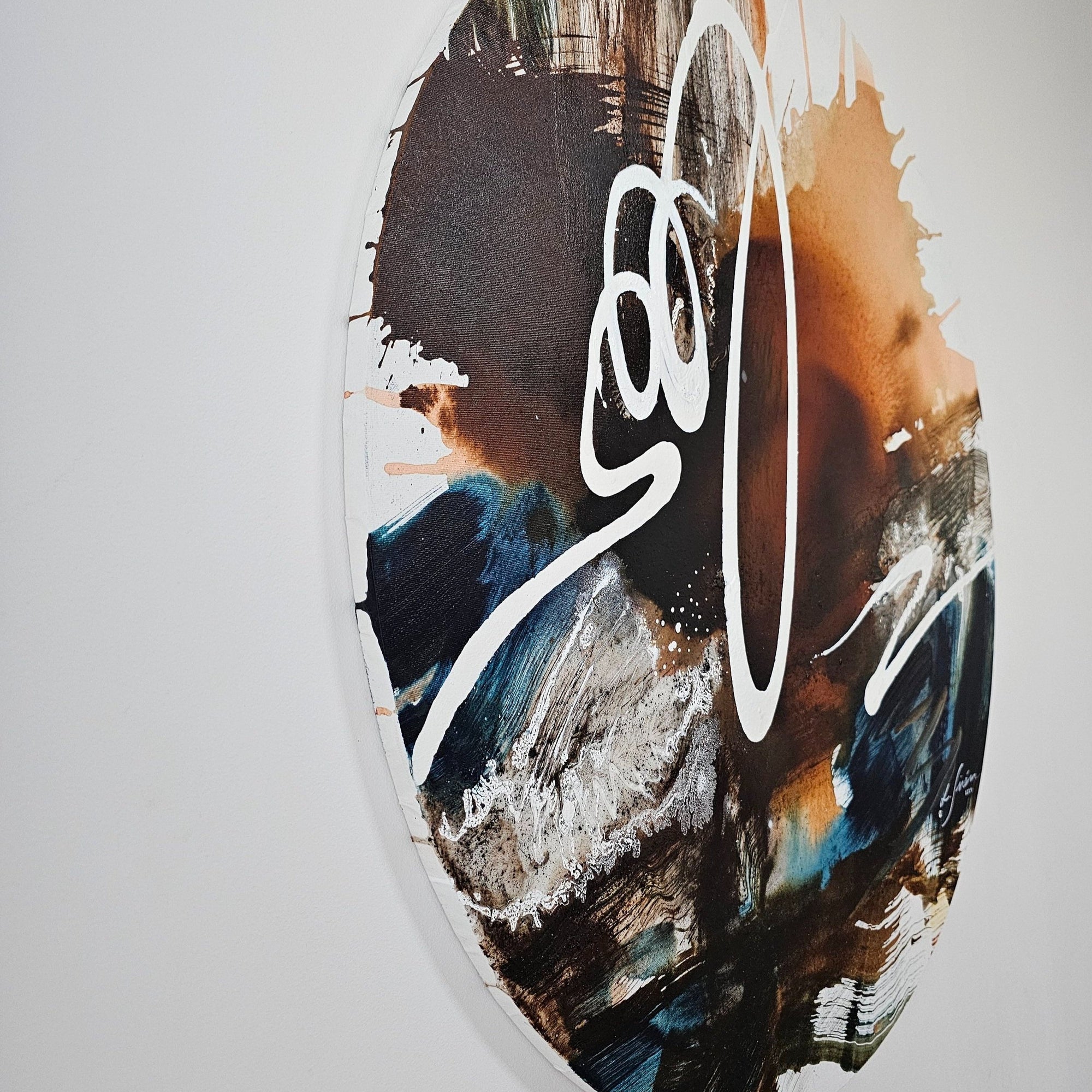 The side of an abstract painting by Lotta Sirén