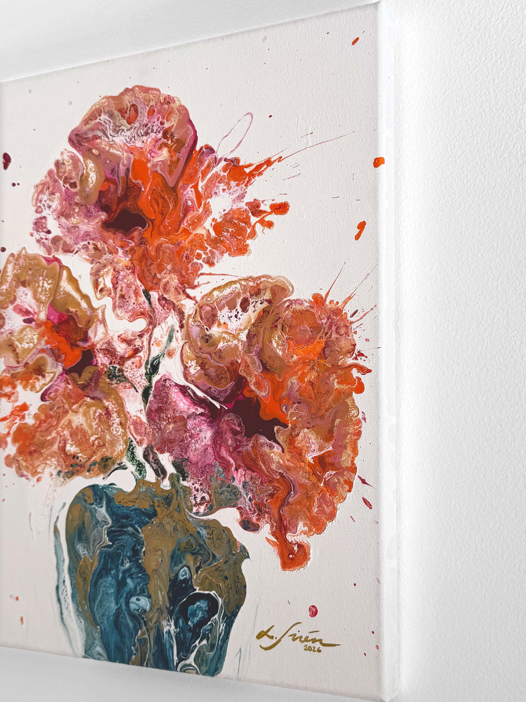 A semi-abstract painting of flowers in a vase with splashes of red, pink, and blue on a white background by finnish artist Lotta Sirén