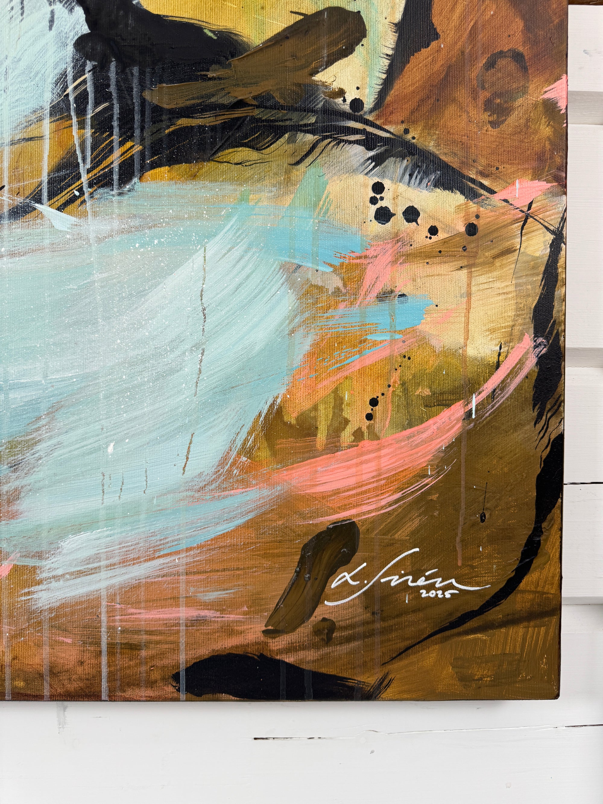 Abstract painting with bold brush strokes on a canvas by artist Lotta Sirén